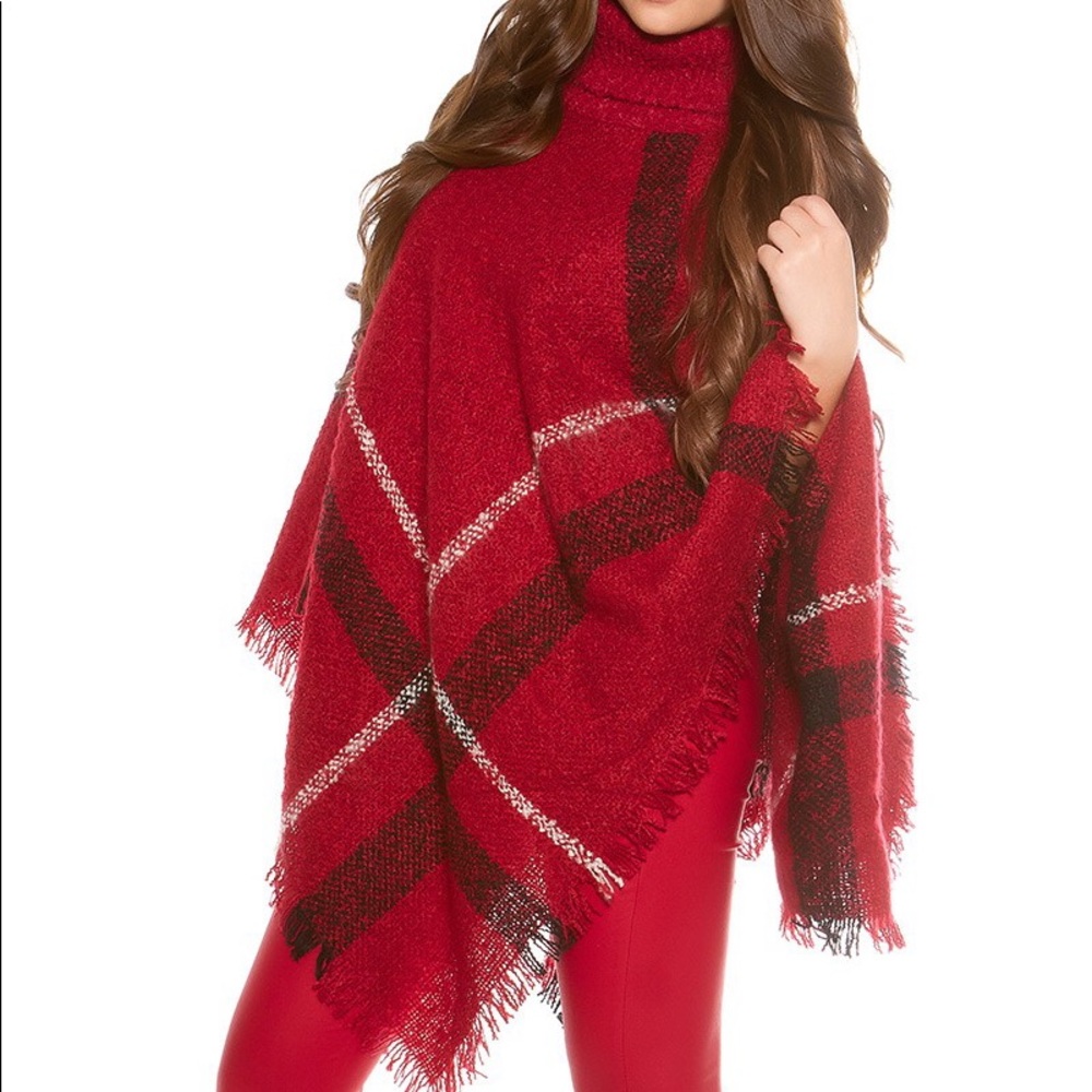 SALE 😍 GORGEOUS 🌹FRINGED TURTLENECK PONCHO